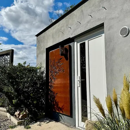 Garden - The Garage
